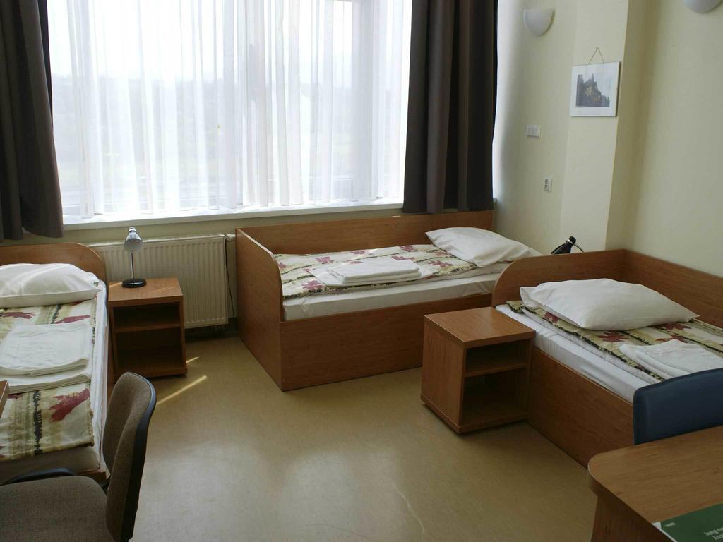 Hotel Bit Bielsko-Biala Zimmer foto
